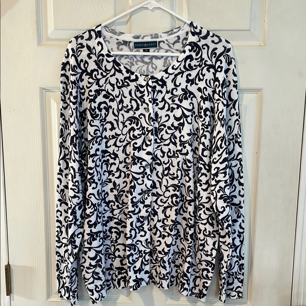 Karen Scott Size 1X cardigan